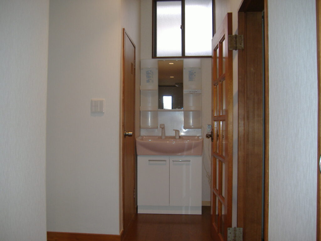 大和建設　リフォーム事例　洗面