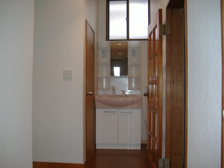 大和建設　リフォーム事例　洗面