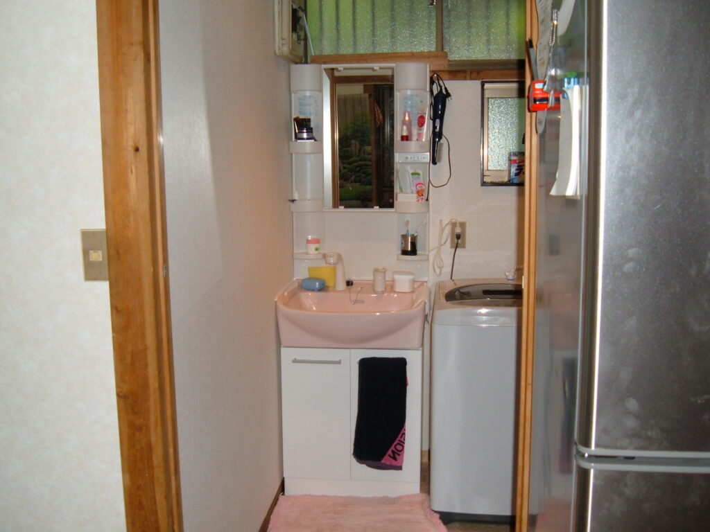 大和建設　リフォーム事例　洗面