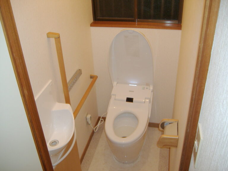 大和建設　リフォーム事例　トイレ