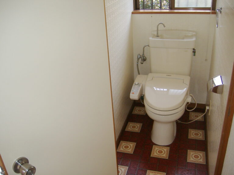 大和建設　リフォーム事例　トイレ