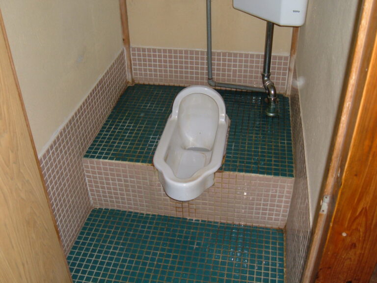 大和建設　リフォーム事例　トイレ