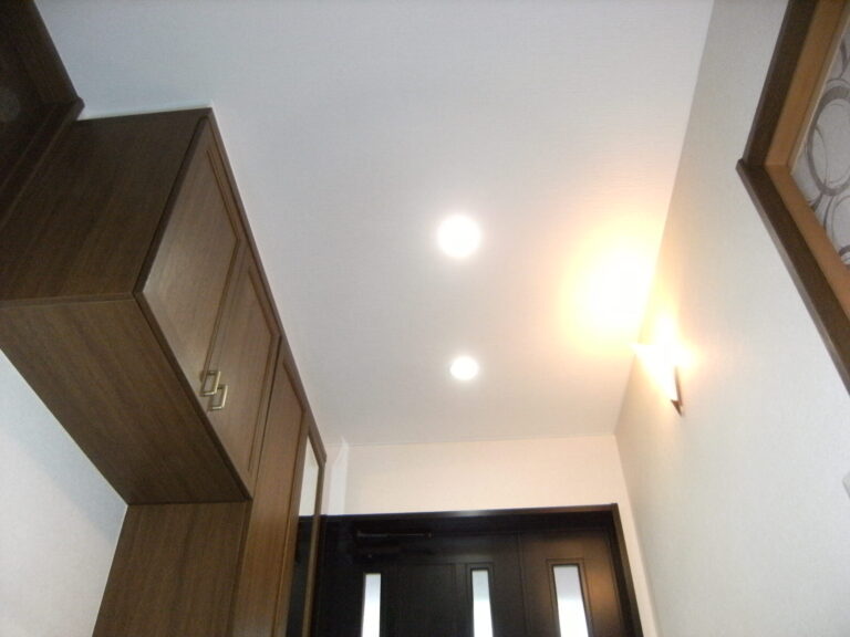 大和建設　リフォーム事例　玄関吹抜け増室